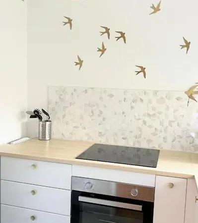 La Cabane, Entierement Renove Decoration Soignee